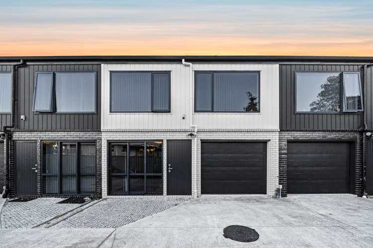 7D Tairere Crescent, Rosehill_1