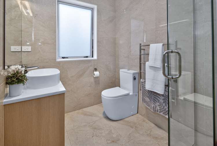 8C Jern Place Eastern Beach_20