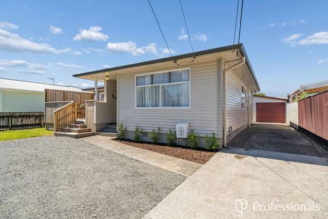 Three Bed Plus Sleepout!