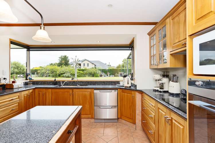 39 Spence Avenue Otatara_10