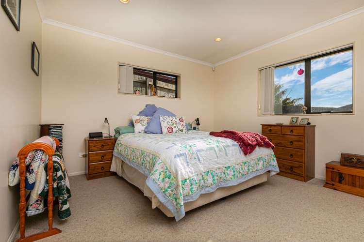 15 Westglen Place Ranui_9