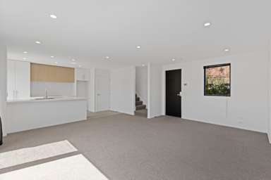 4/80 Mackworth Street_4
