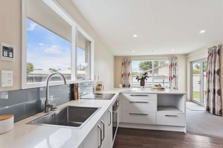 11 Bowie Drive Woodend_1