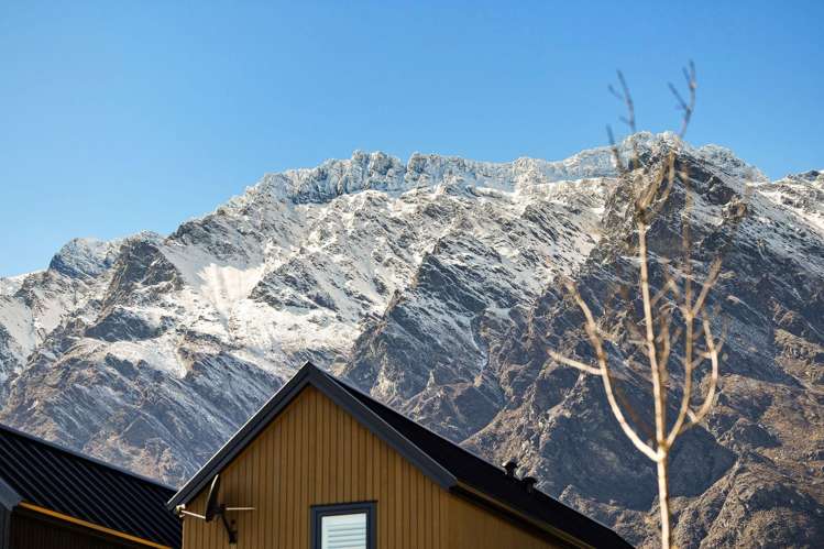 9 Mulholland Drive Jacks Point_25