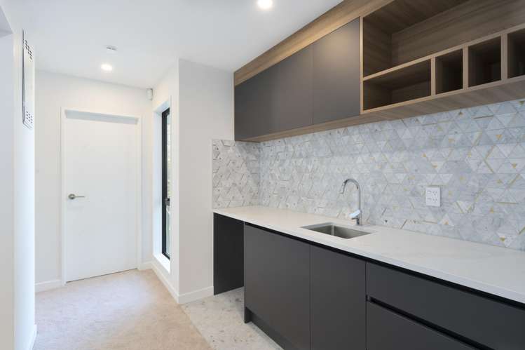 608A Beach Road_5