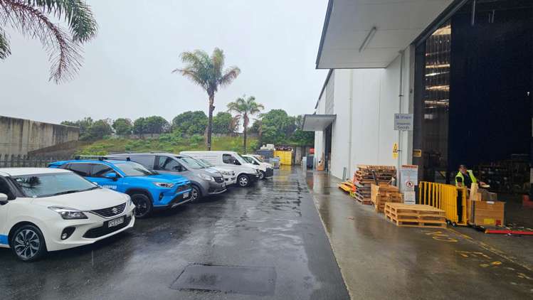 15 Orbit Drive Rosedale_10