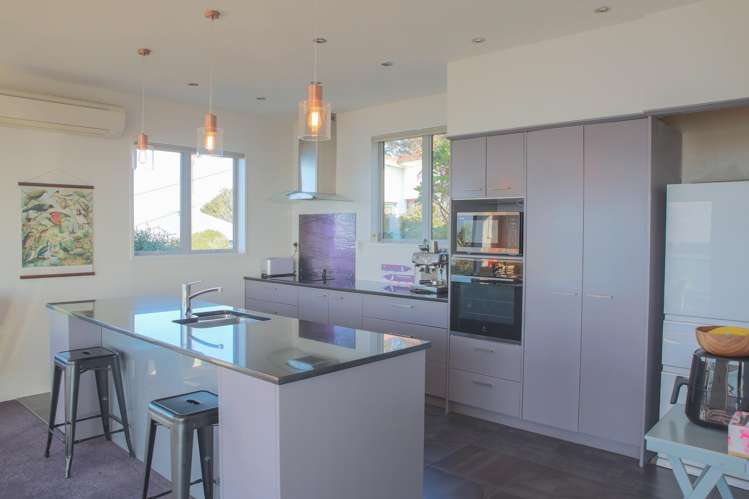 86 Marine Parade Bluff_8