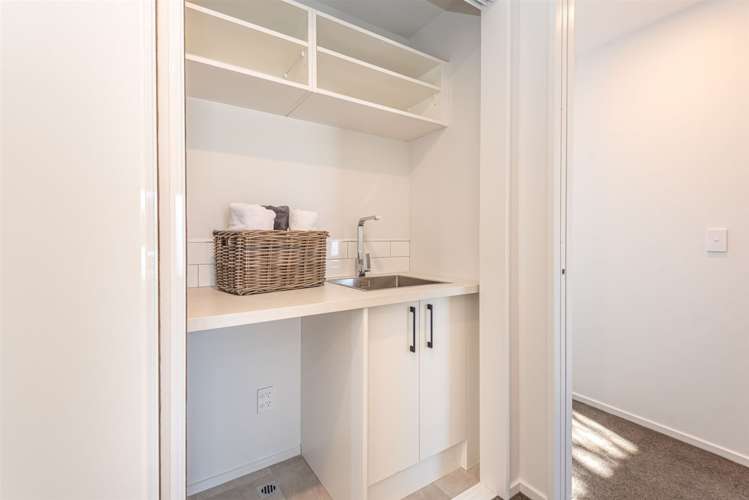 1/27 Springfield Road Saint Albans_15