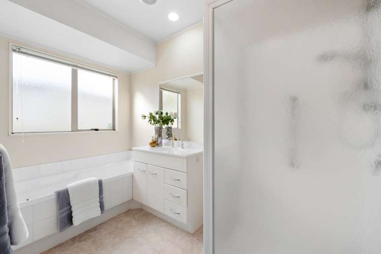 1/16 Keswick Close Northpark_14