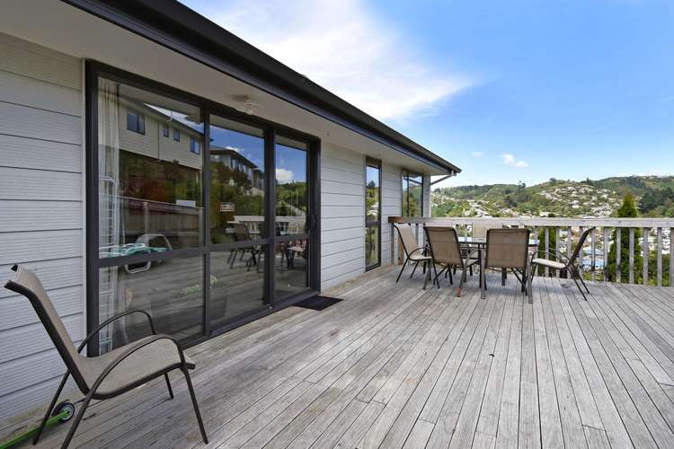 40 Saint Lawrence Street Toi Toi_5