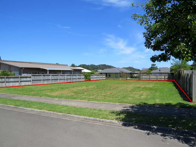 120 Greenhills Drive_0