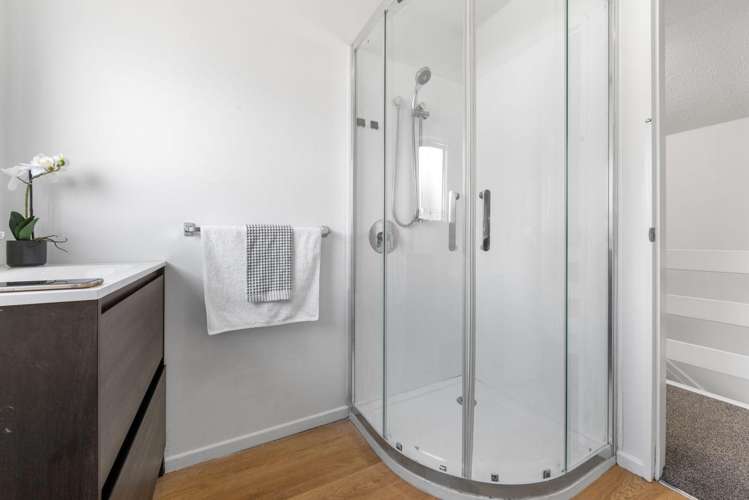 6/96 Poulson Street 1380_6