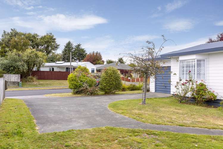 82 Grace Crescent Richmond Heights_24