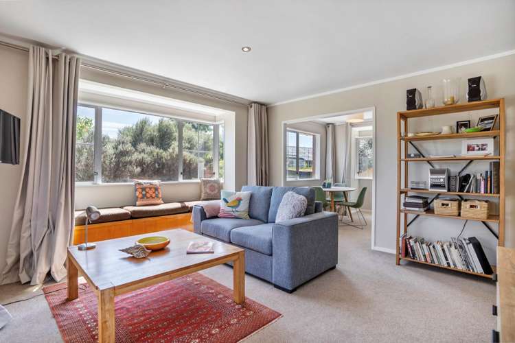 4/10 May Avenue Te Atatu South_5