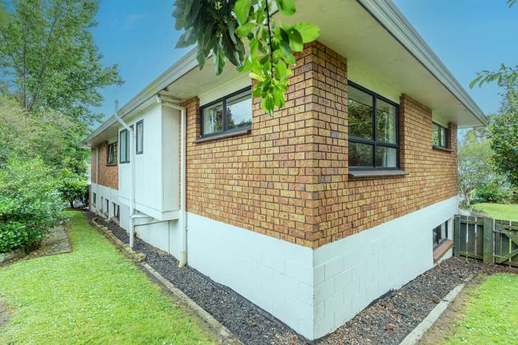 30 Houchens Road Glenview_34