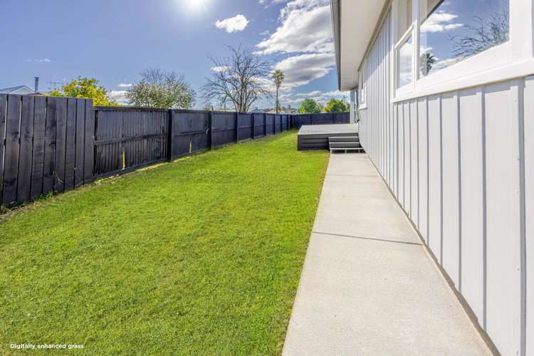9 Latham Stubbs Crescent Waipawa_13