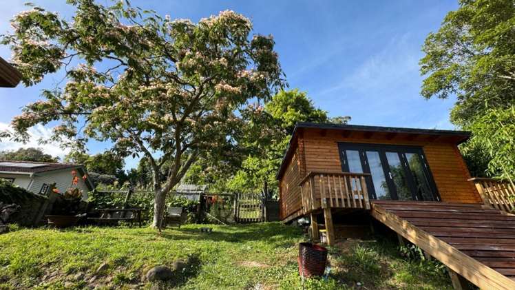 72 Toi Toi Street Toi Toi_32