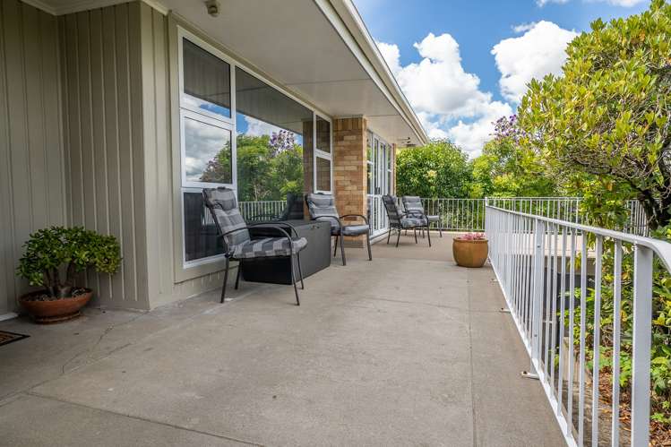 17 Johnsview Terrace Hillcrest_10