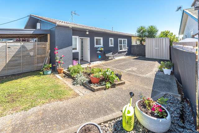 1/90 Campbell Street Whanganui Central_3