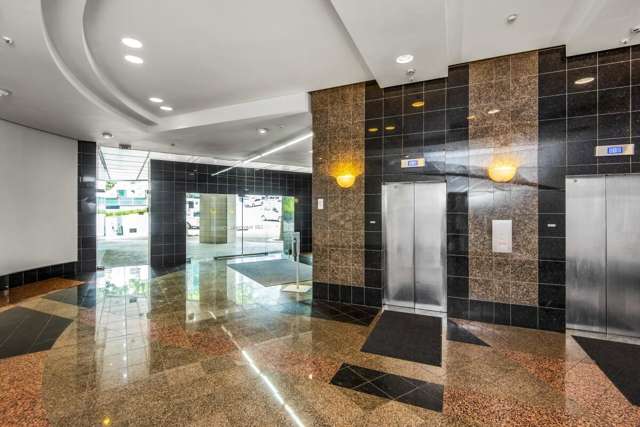 120 Mayoral Drive City Centre_2