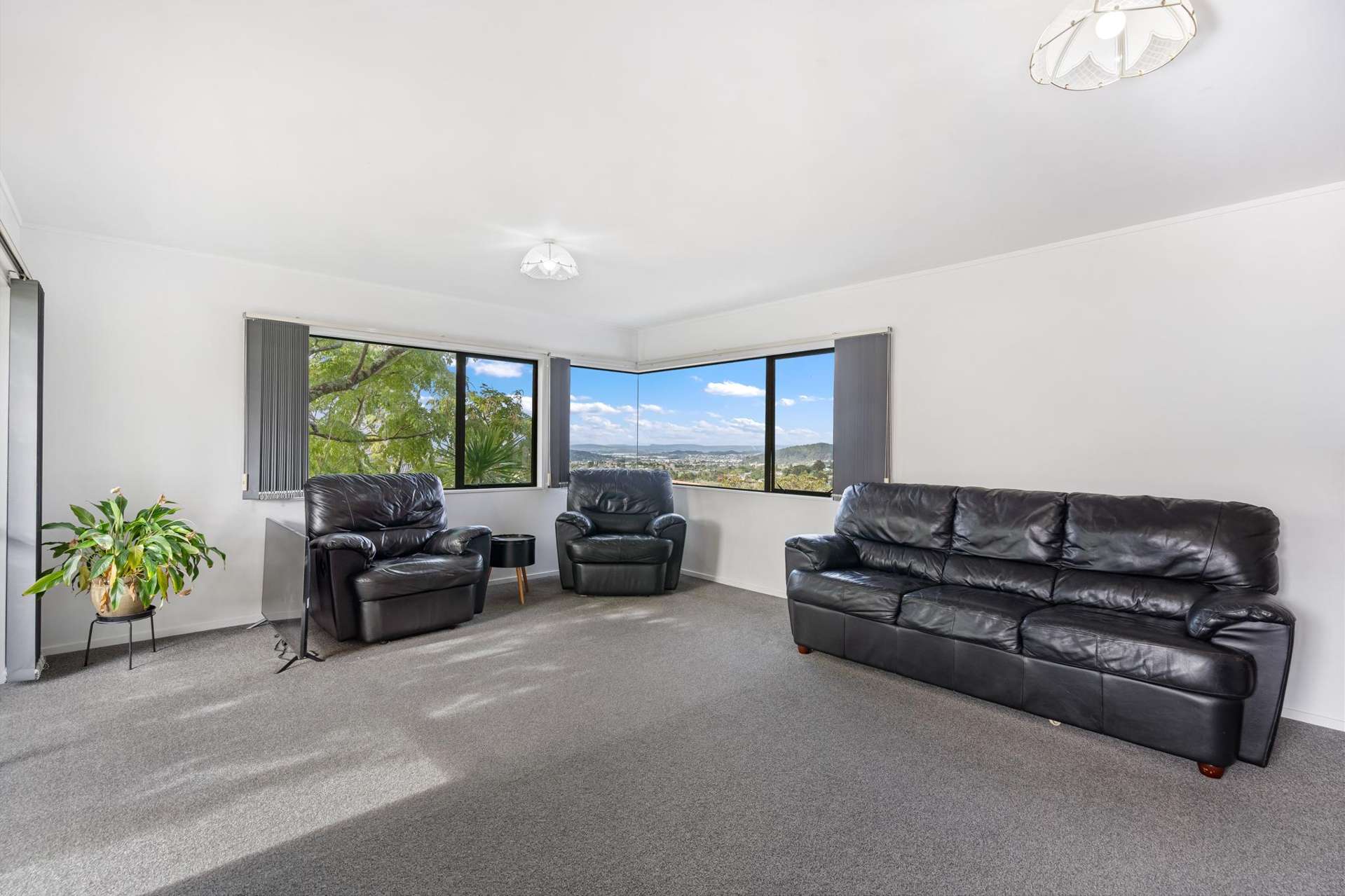5 Greenview Way Te Kamo_0