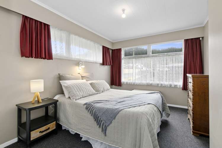 5 Norana Road Maoribank_13