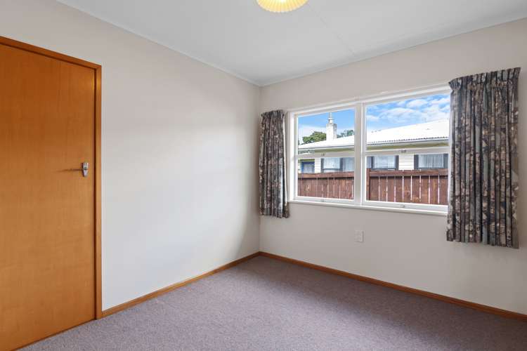 52 Eighty Eight Valley Road Wakefield_16