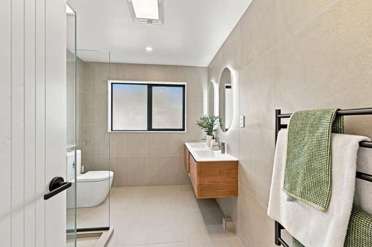 17D Rock Isle Road Torbay_21