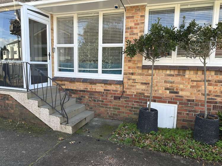 2/15 Campbell Road Royal Oak_10