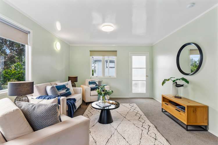 37 Moire Road Massey_11