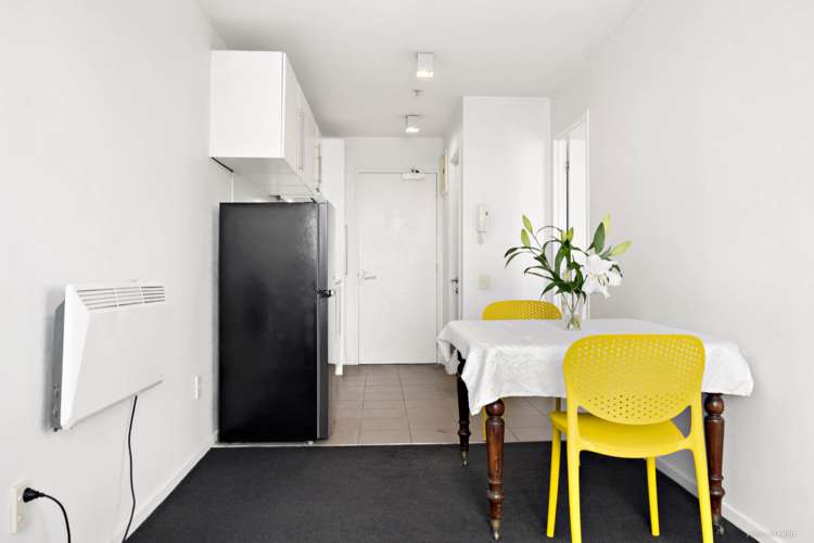 12i/15 City Road City Centre_4