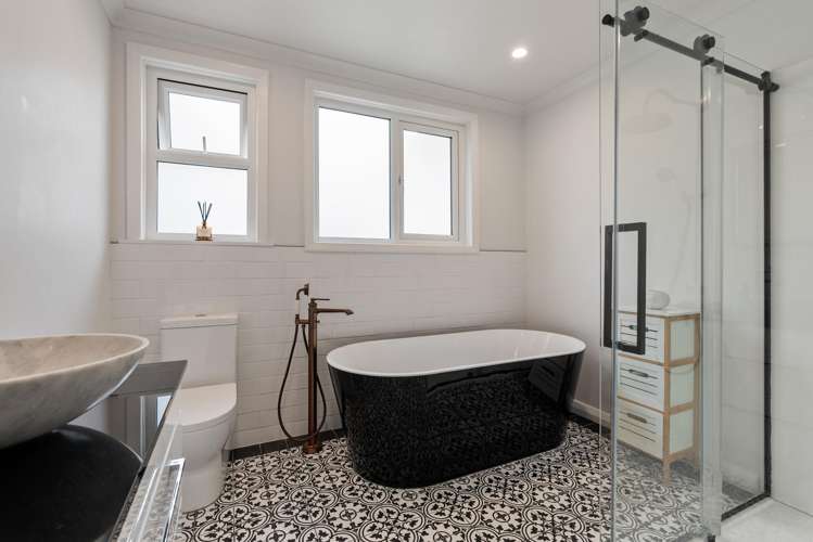 16 Waru Street Khandallah_10