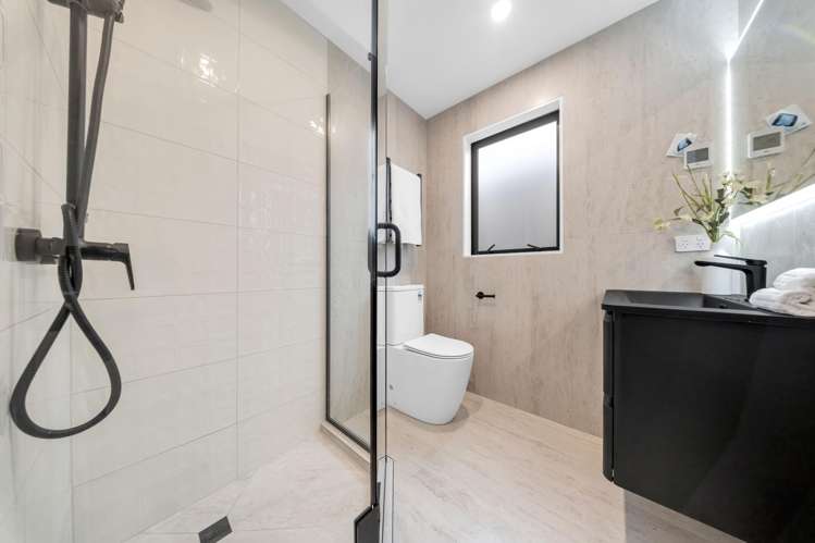 Lots 1-3/16 Imatra Place Sunnyhills_13