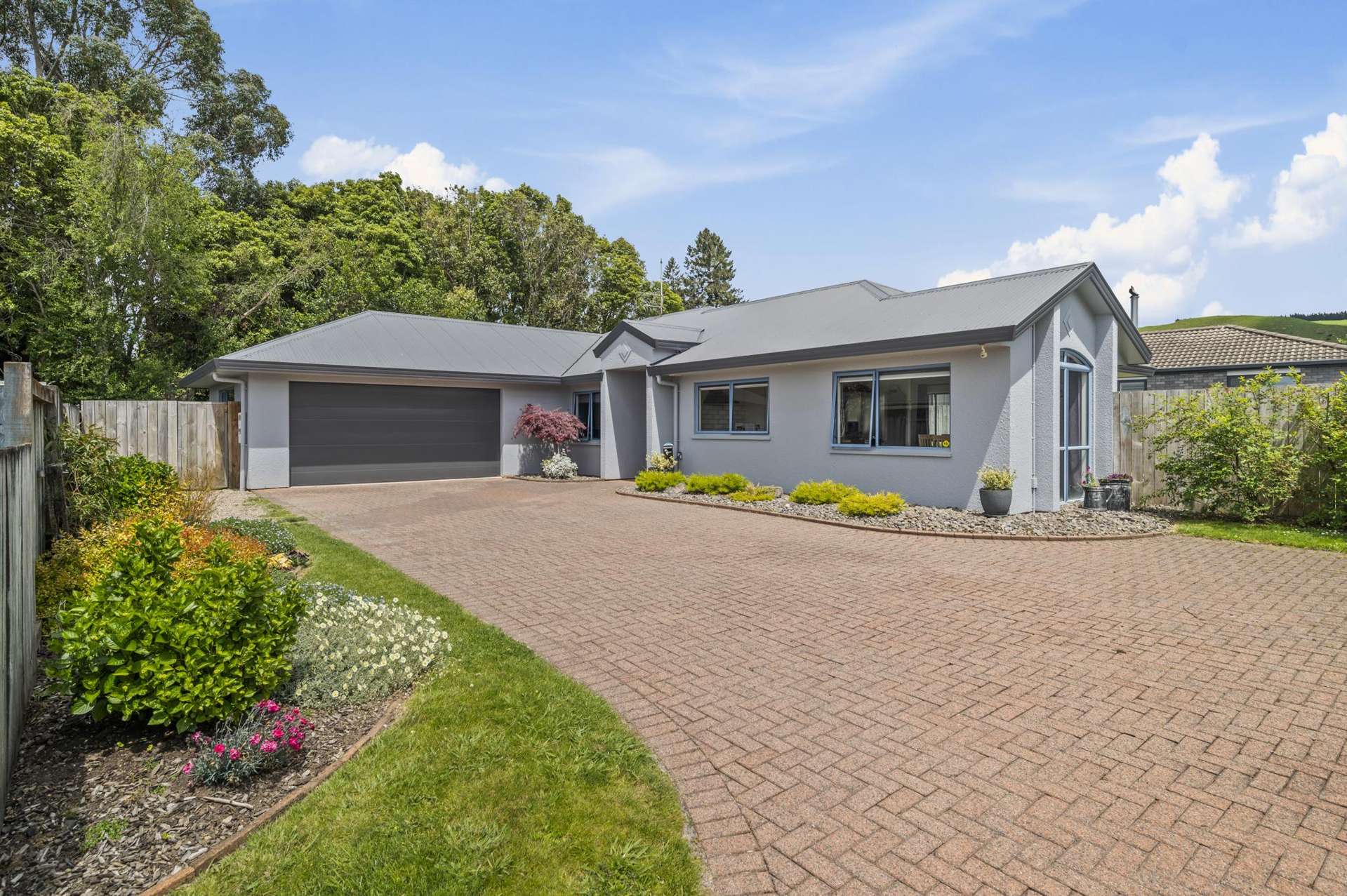 17 Edward Payton Grove Pukehangi_0