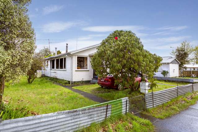 75 Te Rangitautahanga Road Turangi_1