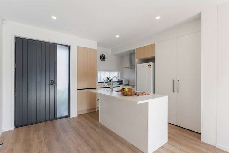 6 Clay Works Lane New Lynn_6