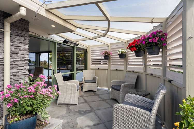 262 Douglas Avenue_2