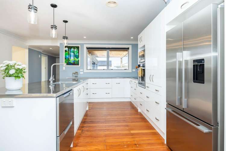 5 Long View Crescent_5