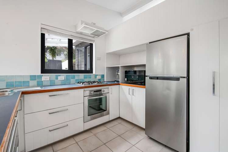 2/20 Tawavale Crescent Totara Vale_9