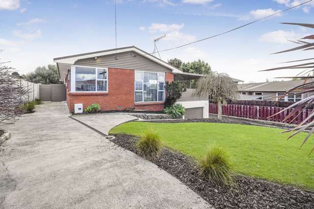 37 Thomson Avenue Dinsdale_1