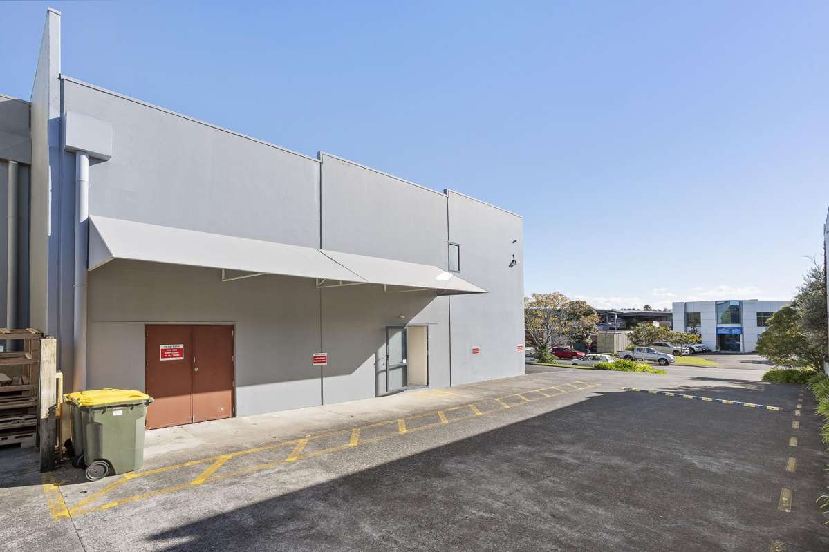 3/33 William Pickering Drive_3