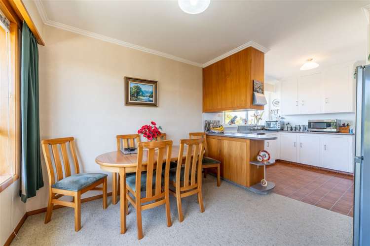 88 Pages Road Marchwiel_8