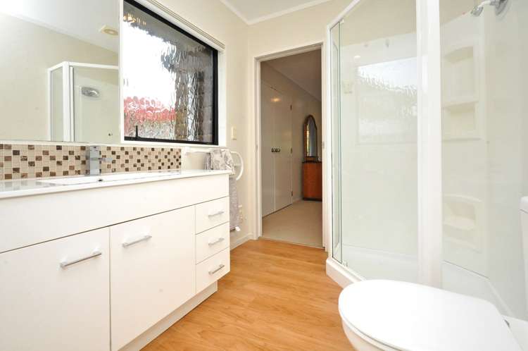 2/56 Potter Avenue Northcote_14