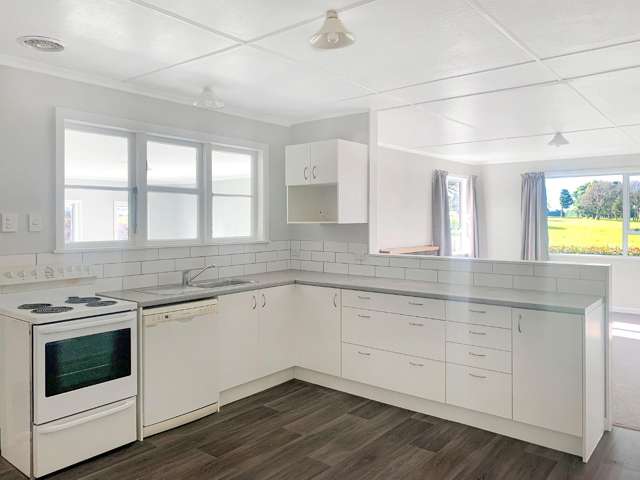 784 Top Grass Road 1192_1