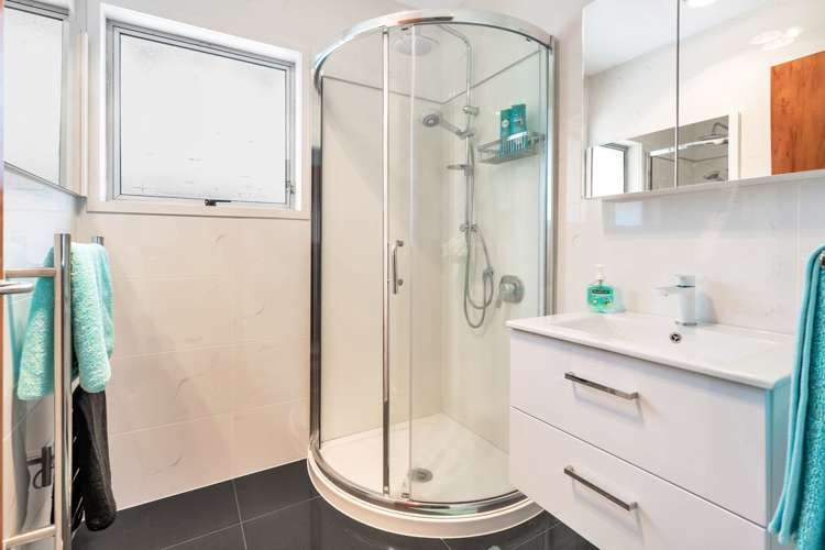 22 Chrisarda Place Red Hill_11