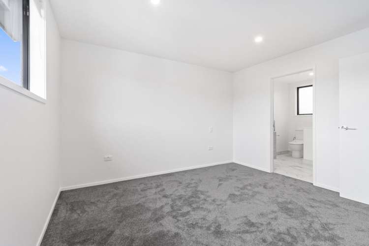 10/10 Wilsher Crescent 11401_5