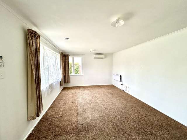 82 Meadowbank Crescent 1065_2