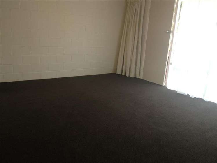 2/157 Eye Street Appleby_12