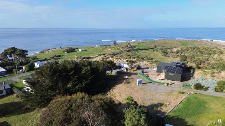 42 Moana Street Riverton_7