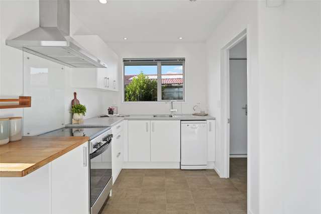 2/10 Stacey Place Woolston_2